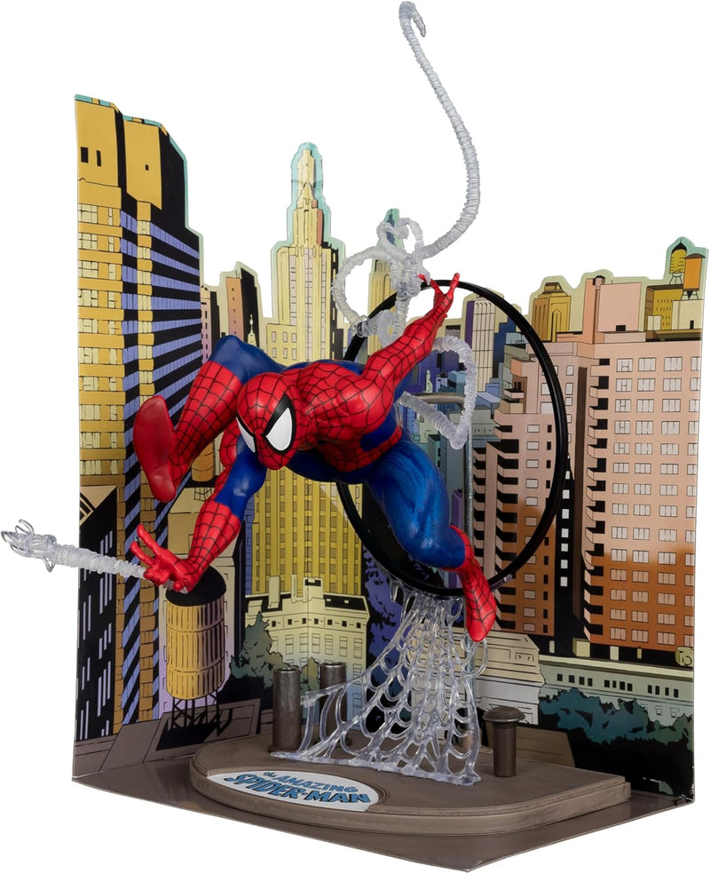 Marvel - McFarlane Toys Spider Man 1/6th Scale Posed Figure with Scene & Comic